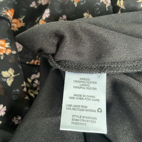 The General Good Black Ruffled V-Neck Floral Sundress Small - Picture 15 of 15